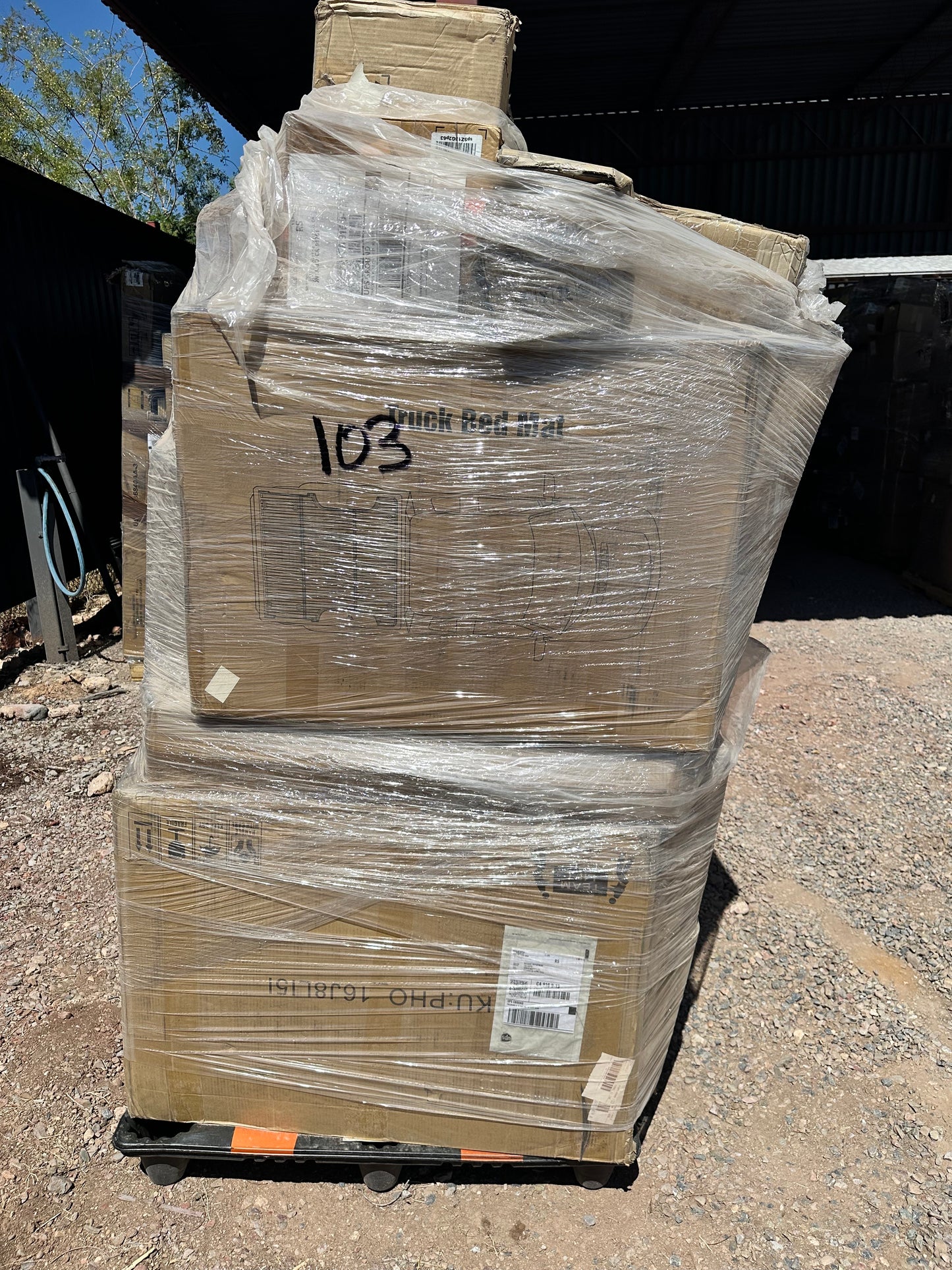 Premium Mixed Furniture Pallet 103